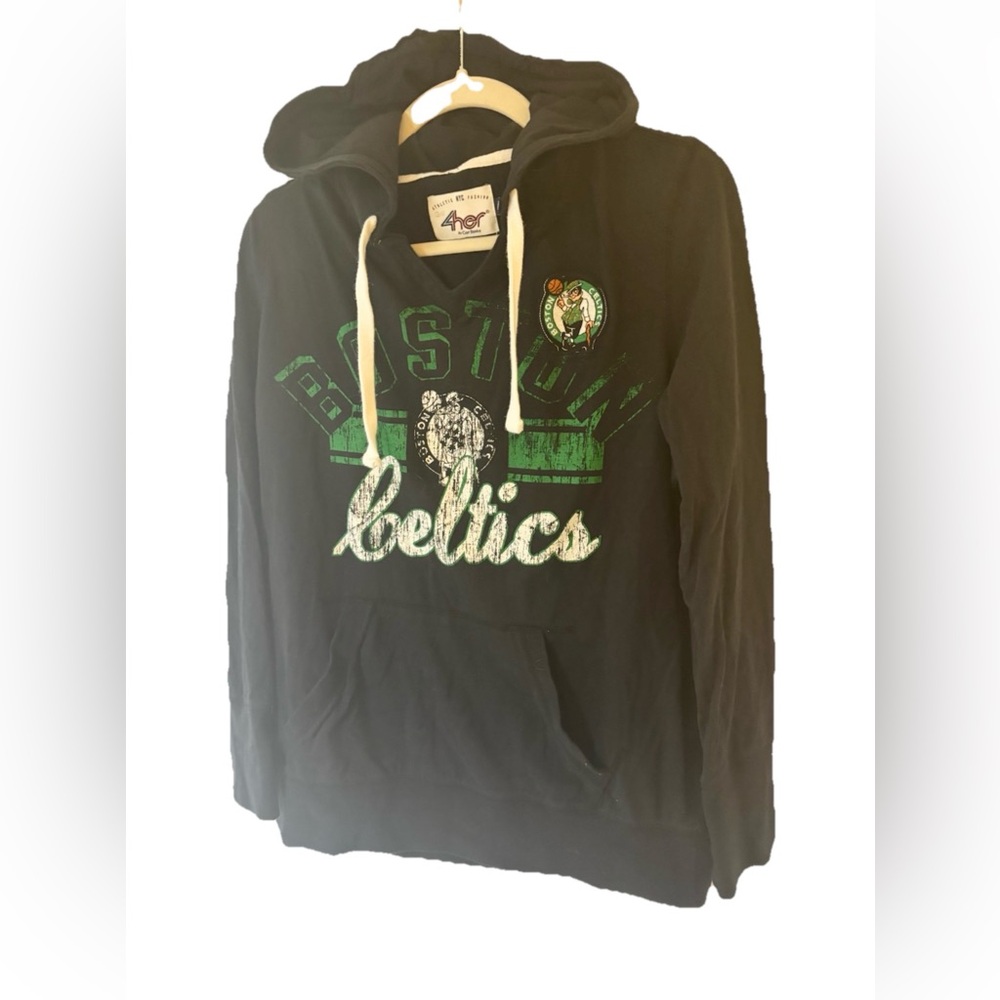 Boston Celtics Women's Black Hoodie Sweatshirt